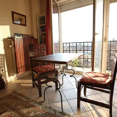 Apartment Panoramic Hideaway In Buda Budapest