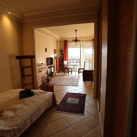 Lägenhet Panoramic Hideaway In Buda *