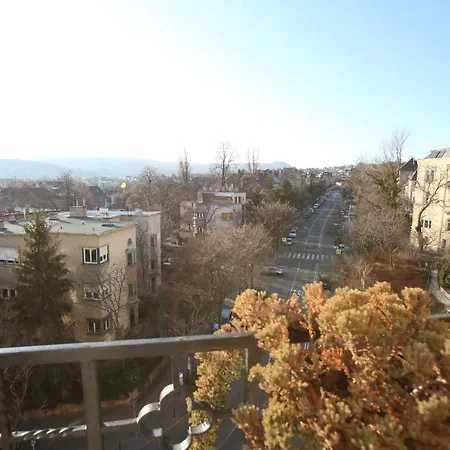 Panoramic Hideaway In Buda Lägenhet Budapest